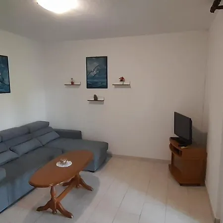 Ivan & Mirjana 1 * Lopar