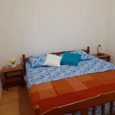 Ivan & Mirjana 1 Lopar